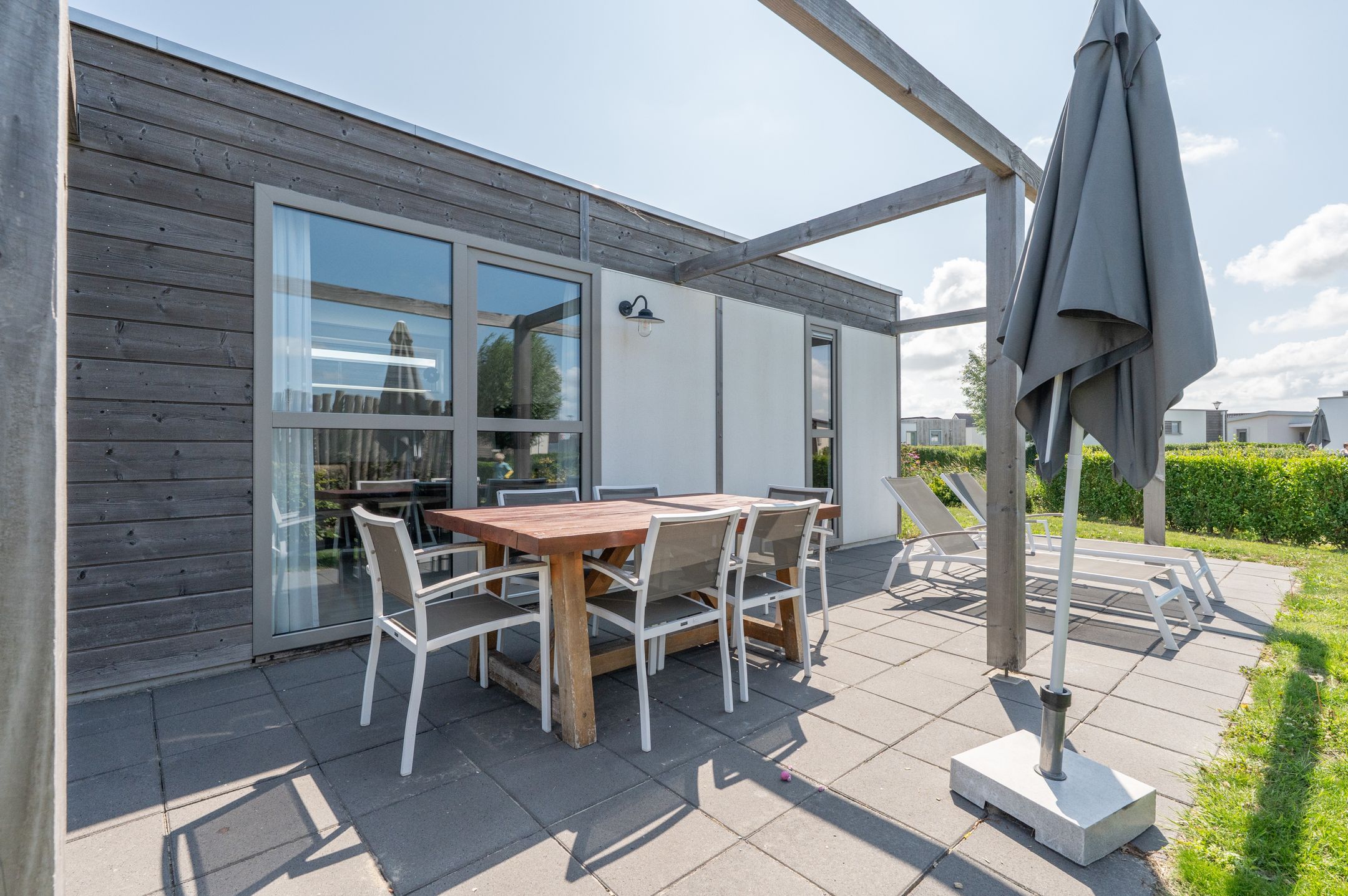 Photo 24 of Zeedijk 24-652