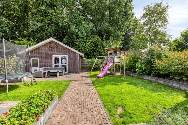 Foto 29 van Oosterstraat 25