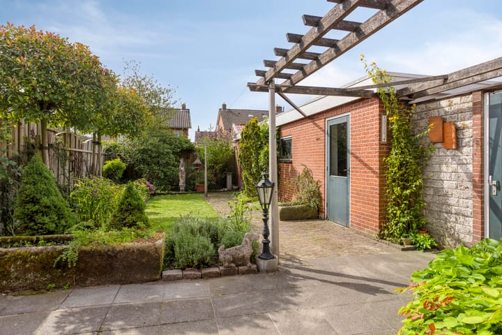 Foto 21 van Merelstraat 17