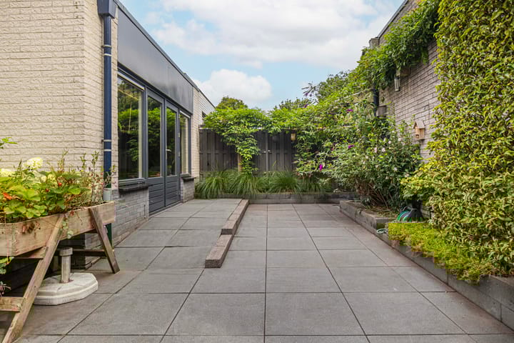 Photo 32 of Pienemanstraat 77