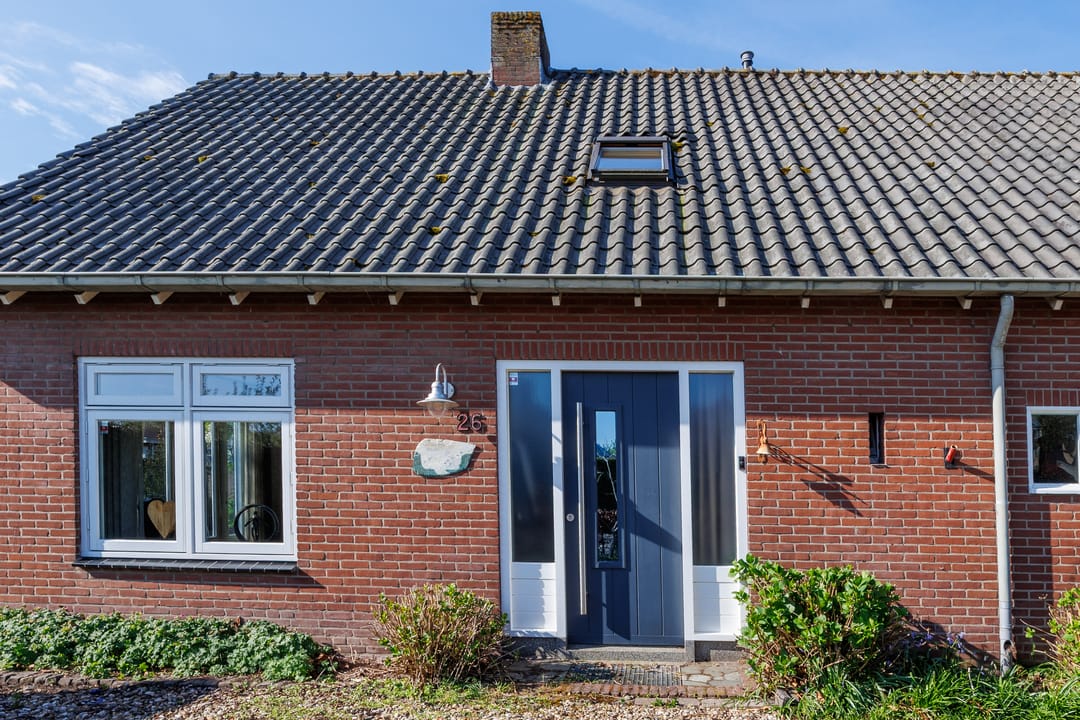 Photo 52 of Burgemeester van Suchtelenstraat 26