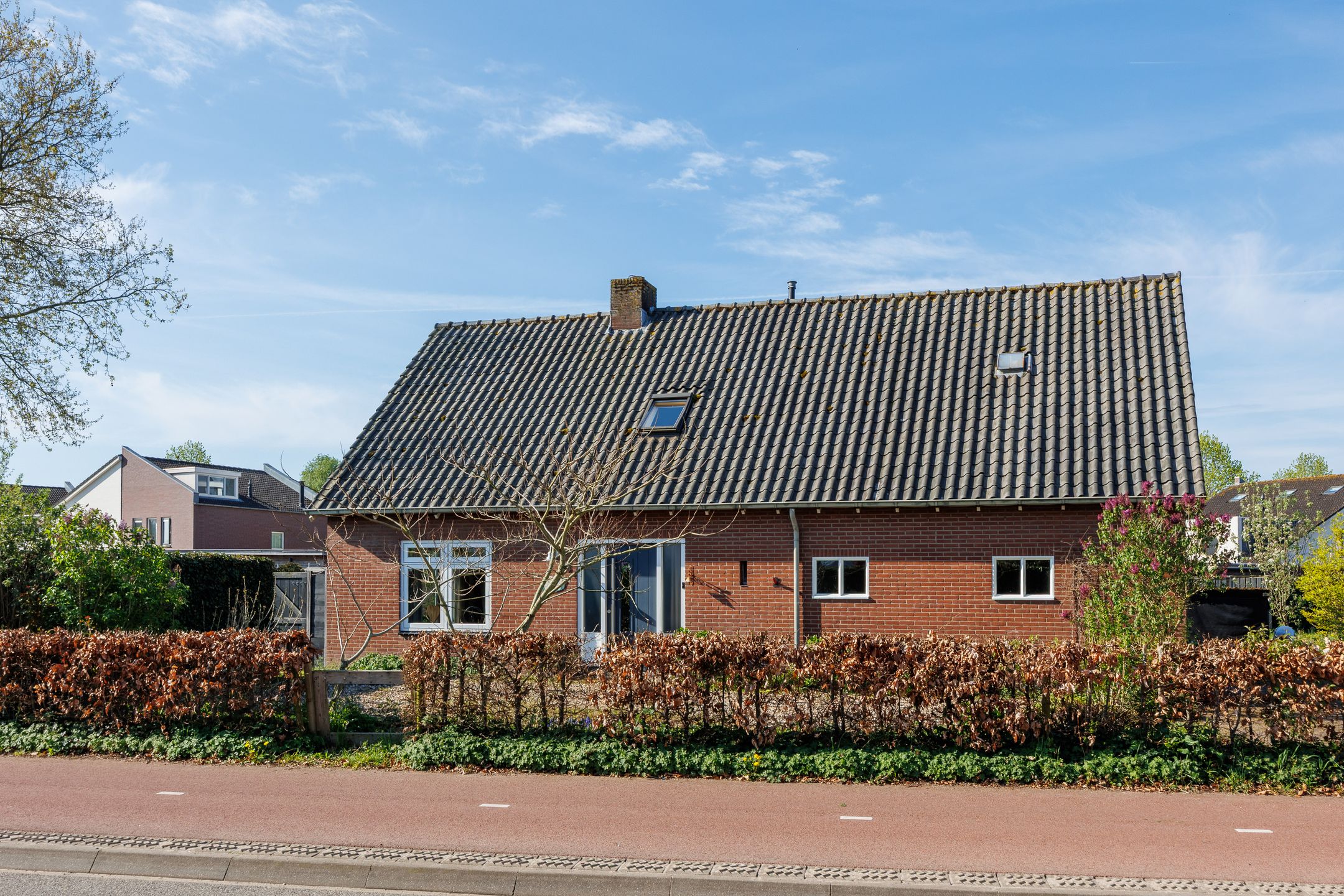 Photo 54 of Burgemeester van Suchtelenstraat 26
