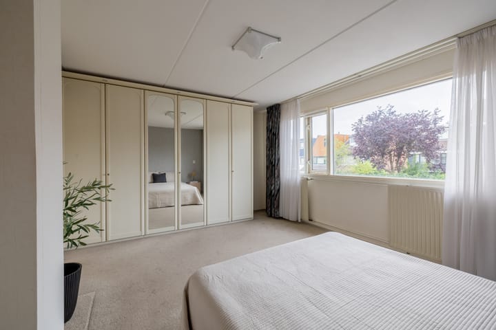 Foto 22 van Wilgenroos 13