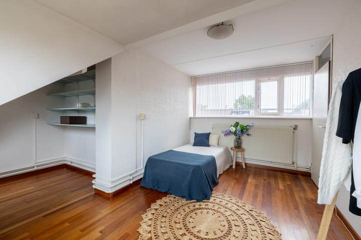 Foto 33 van Wilgenroos 13