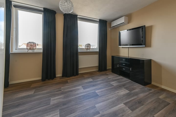 Foto 34 van Jan Pieterszoon Coenstraat 20