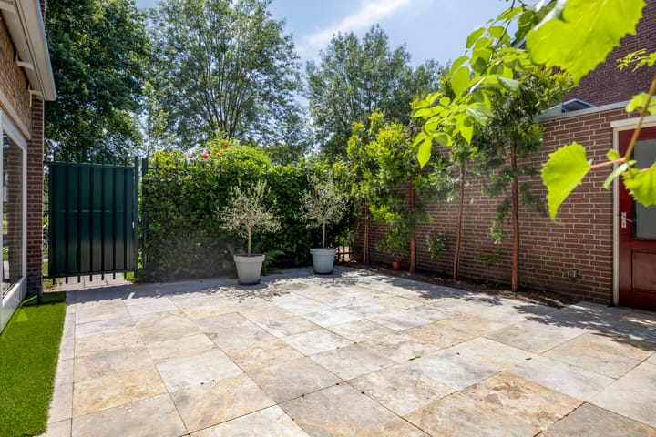 Foto 17 van Irenelaan 18