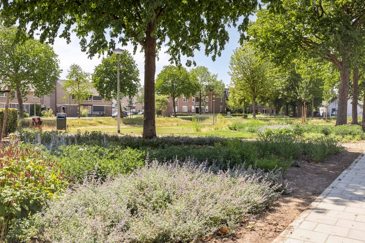 Foto 24 van Irenelaan 18