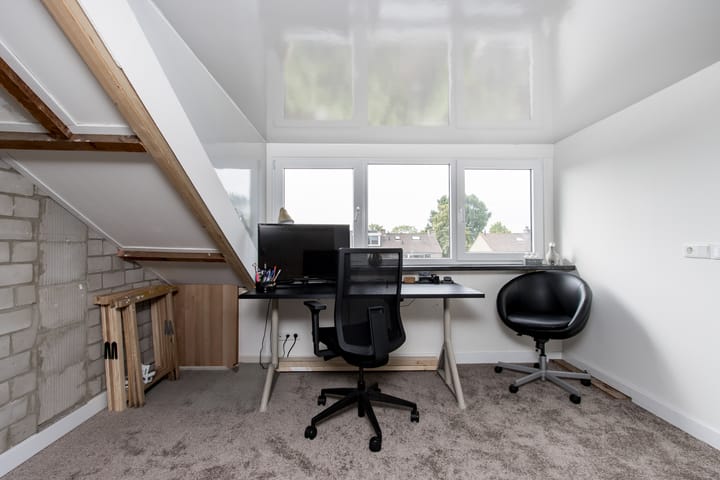 Photo 38 of Wilgenstraat 12