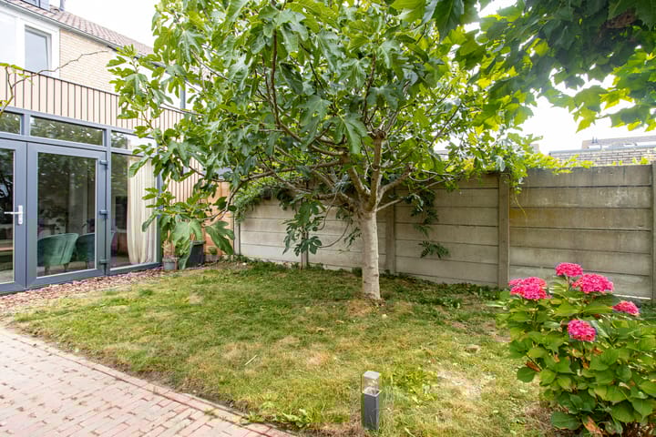 Photo 47 of Wilgenstraat 12