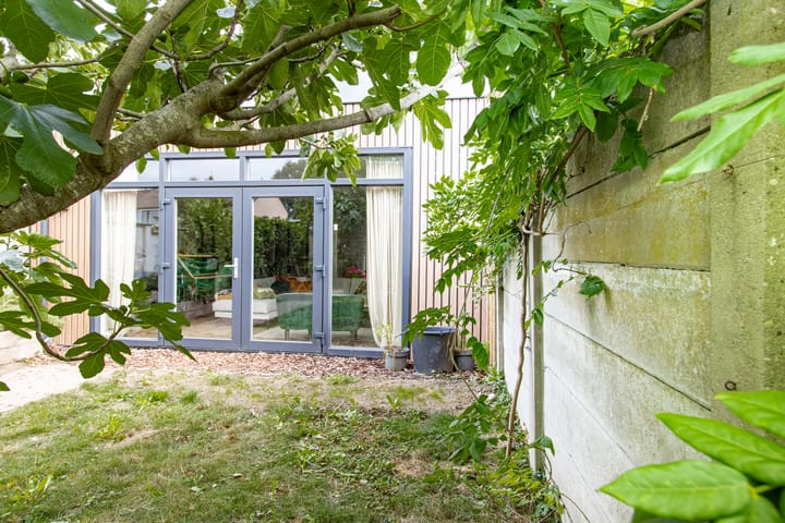 Photo 49 of Wilgenstraat 12