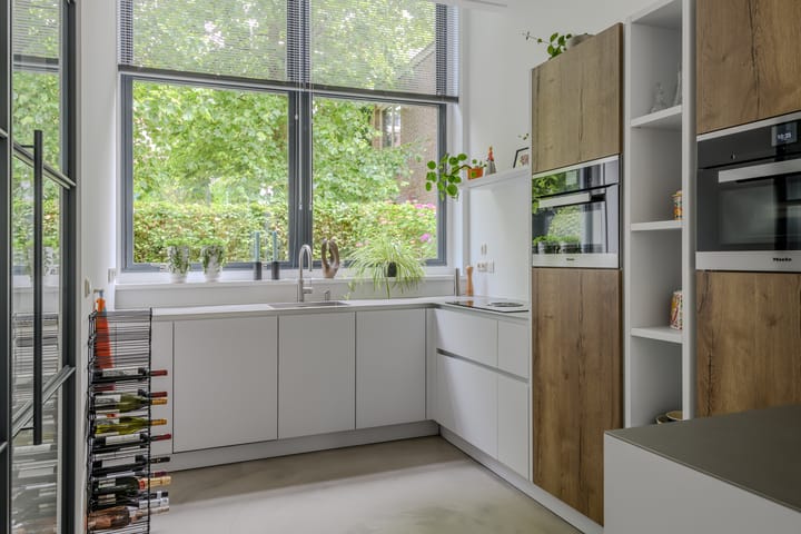 Foto 3 van Castellastraat 136