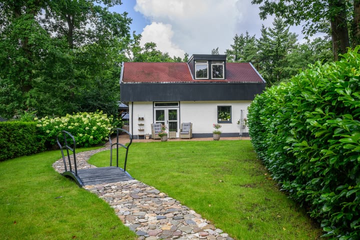 Foto 1 van Korhoenlaan 2-20