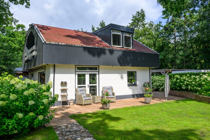 Foto 2 van Korhoenlaan 2-20