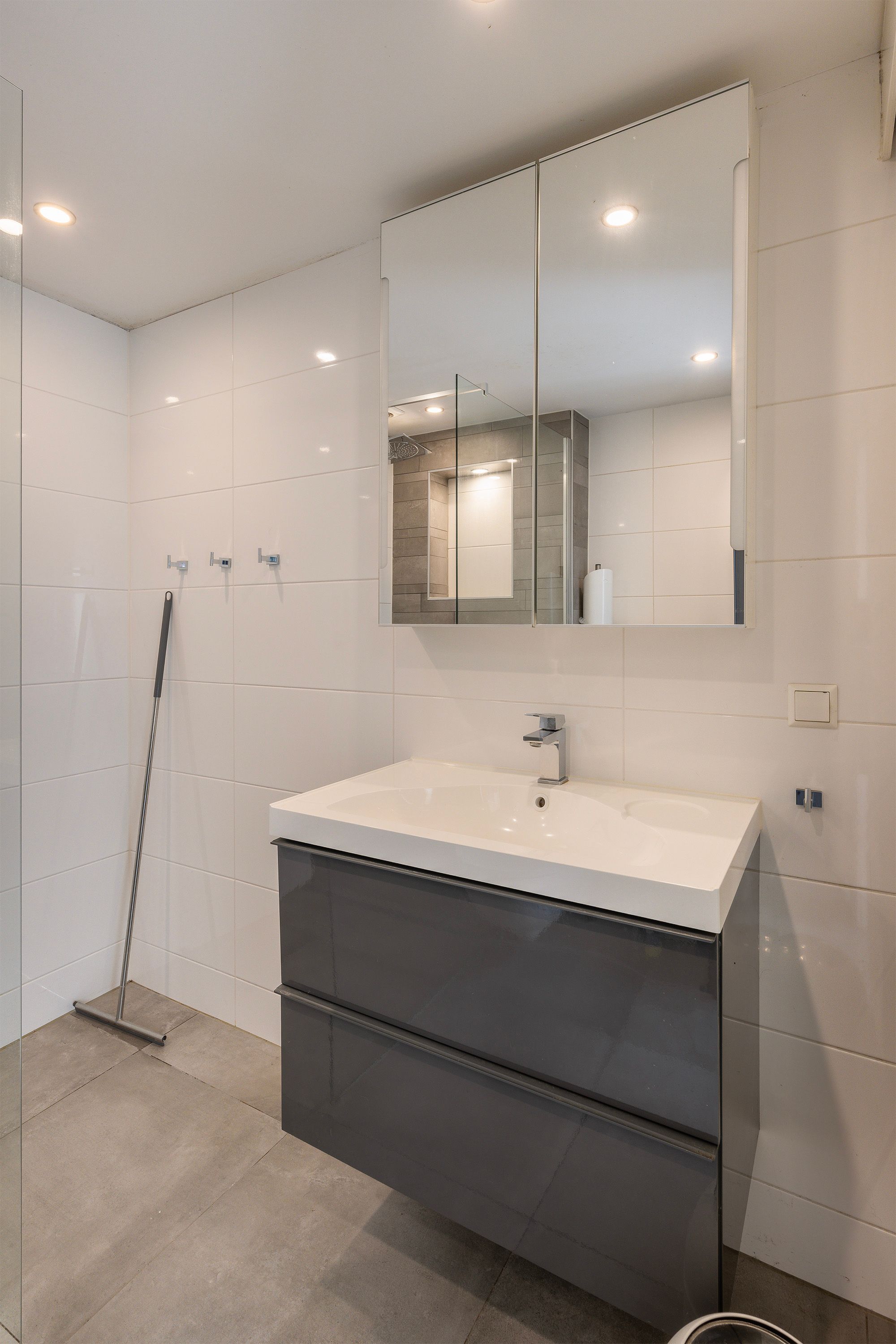 Foto 36 van Johan Willem Frisolaan 52