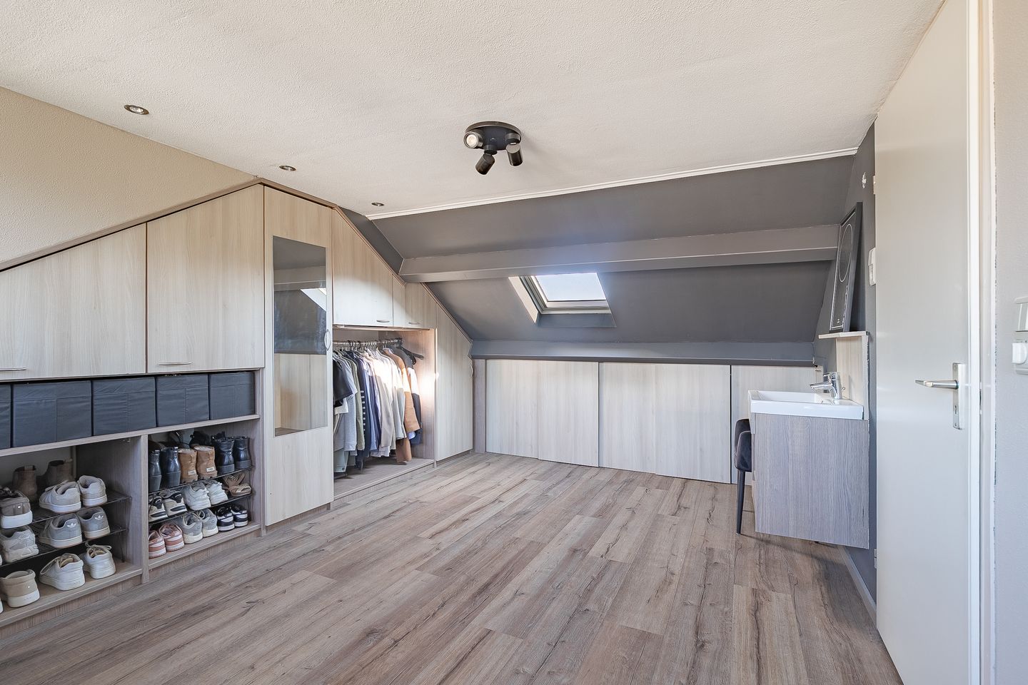 Photo 20 of Mijnbouwstraat 12