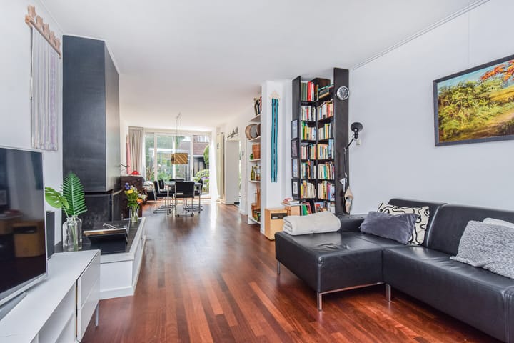 Foto 12 van Riënzistraat 10