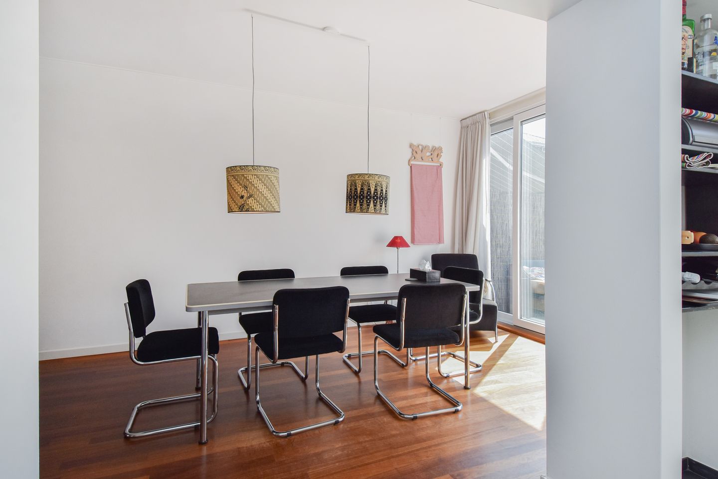 Photo 14 of Riënzistraat 10