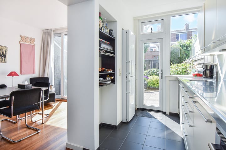 Foto 19 van Riënzistraat 10