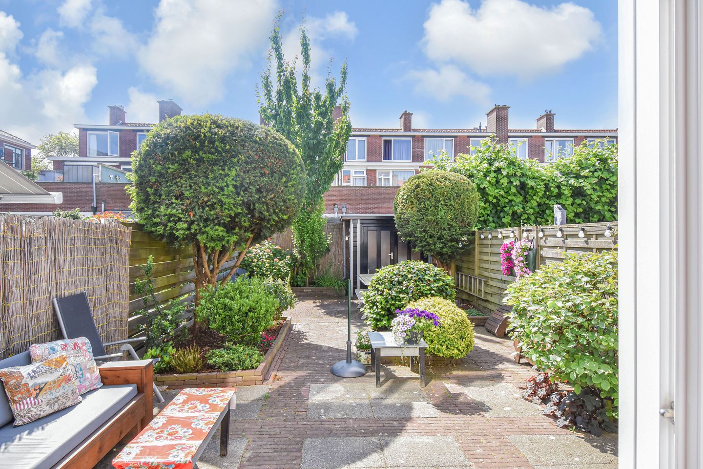 Photo 20 of Riënzistraat 10