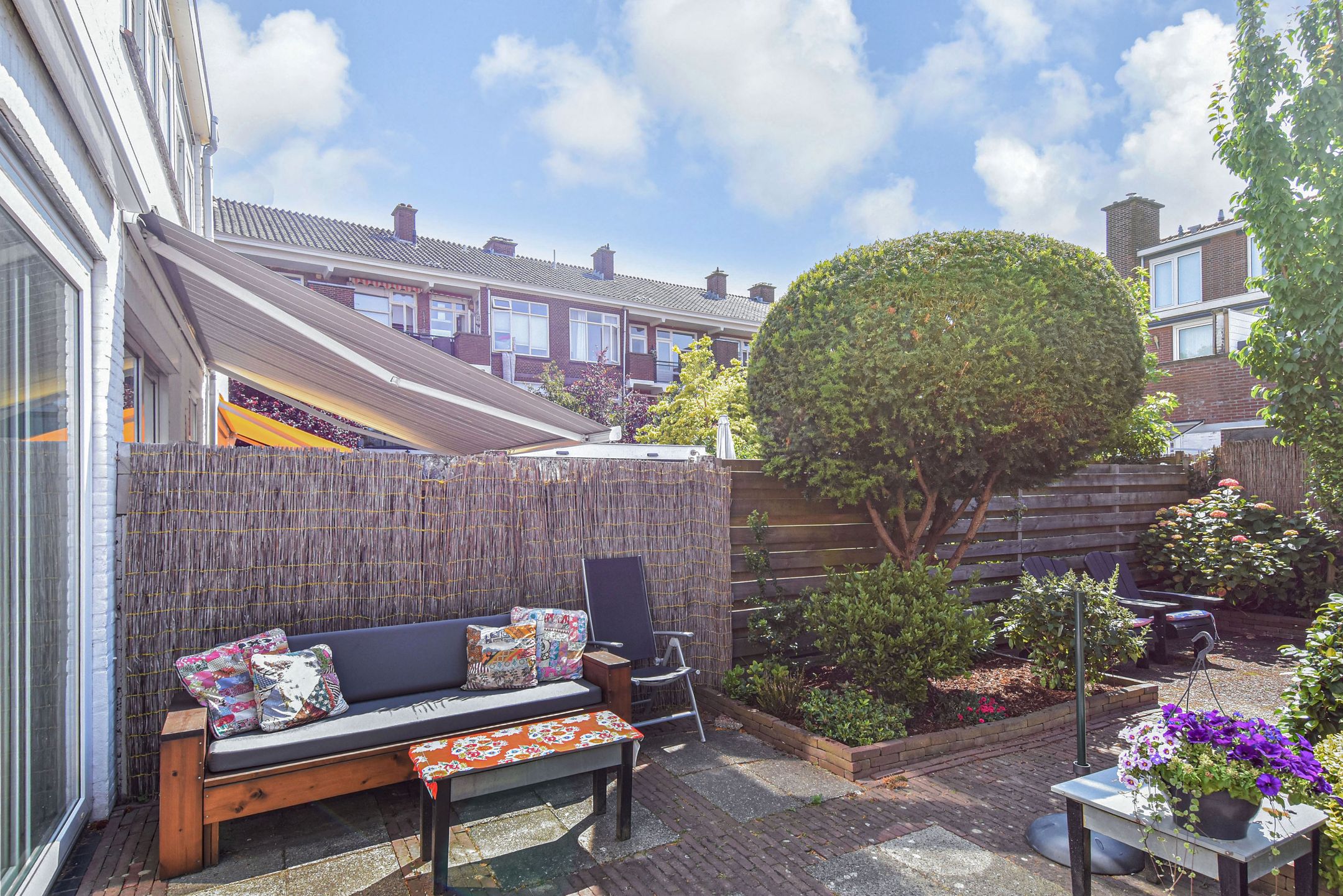 Photo 21 of Riënzistraat 10