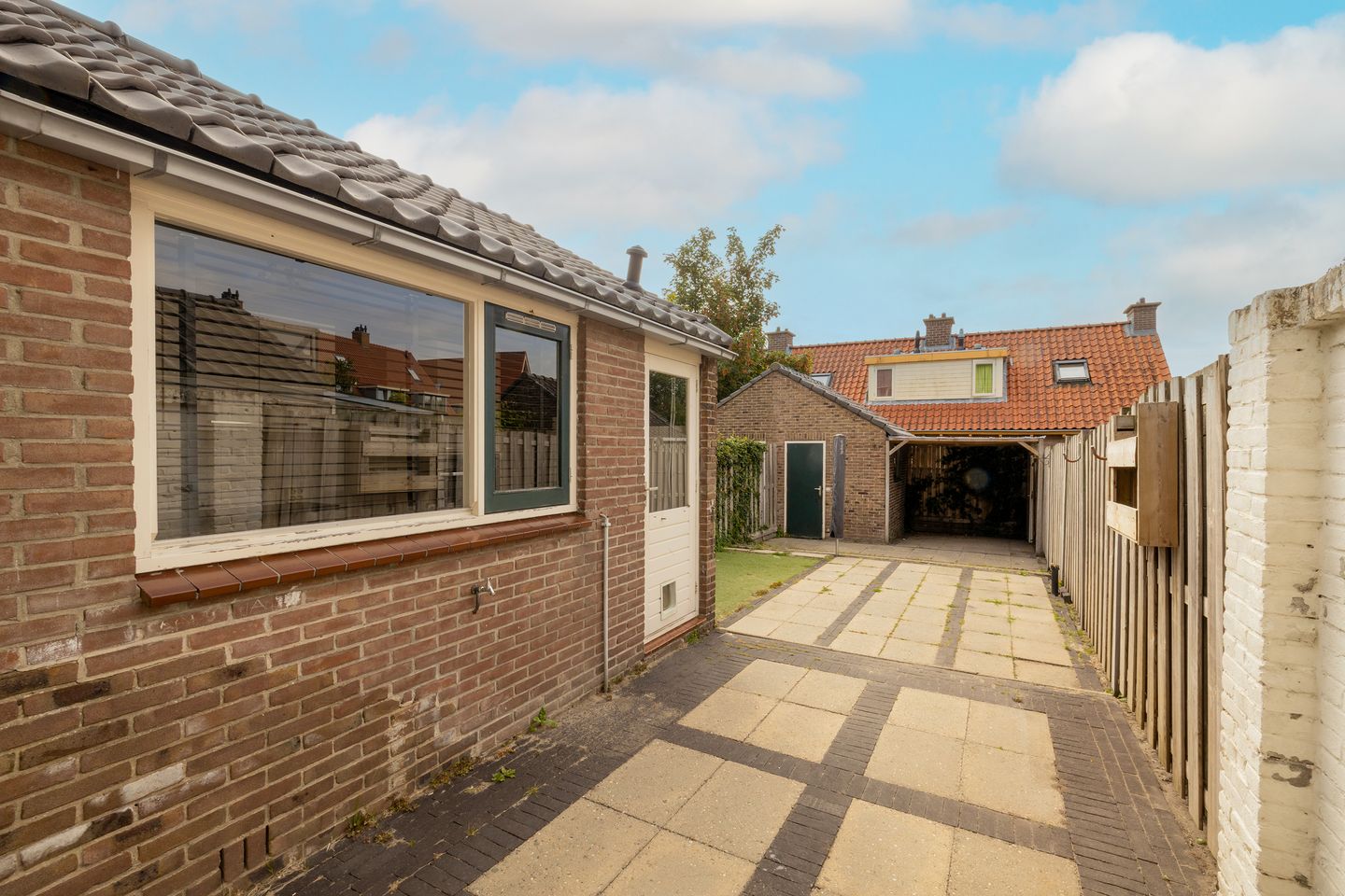 Foto 20 van Emmastraat 6