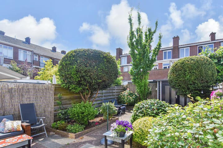 Foto 27 van Riënzistraat 10