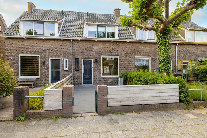 Foto 24 van Emmastraat 6