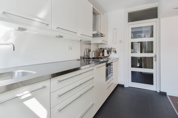 Foto 30 van Riënzistraat 10