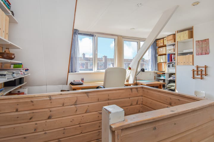 Foto 43 van Riënzistraat 10