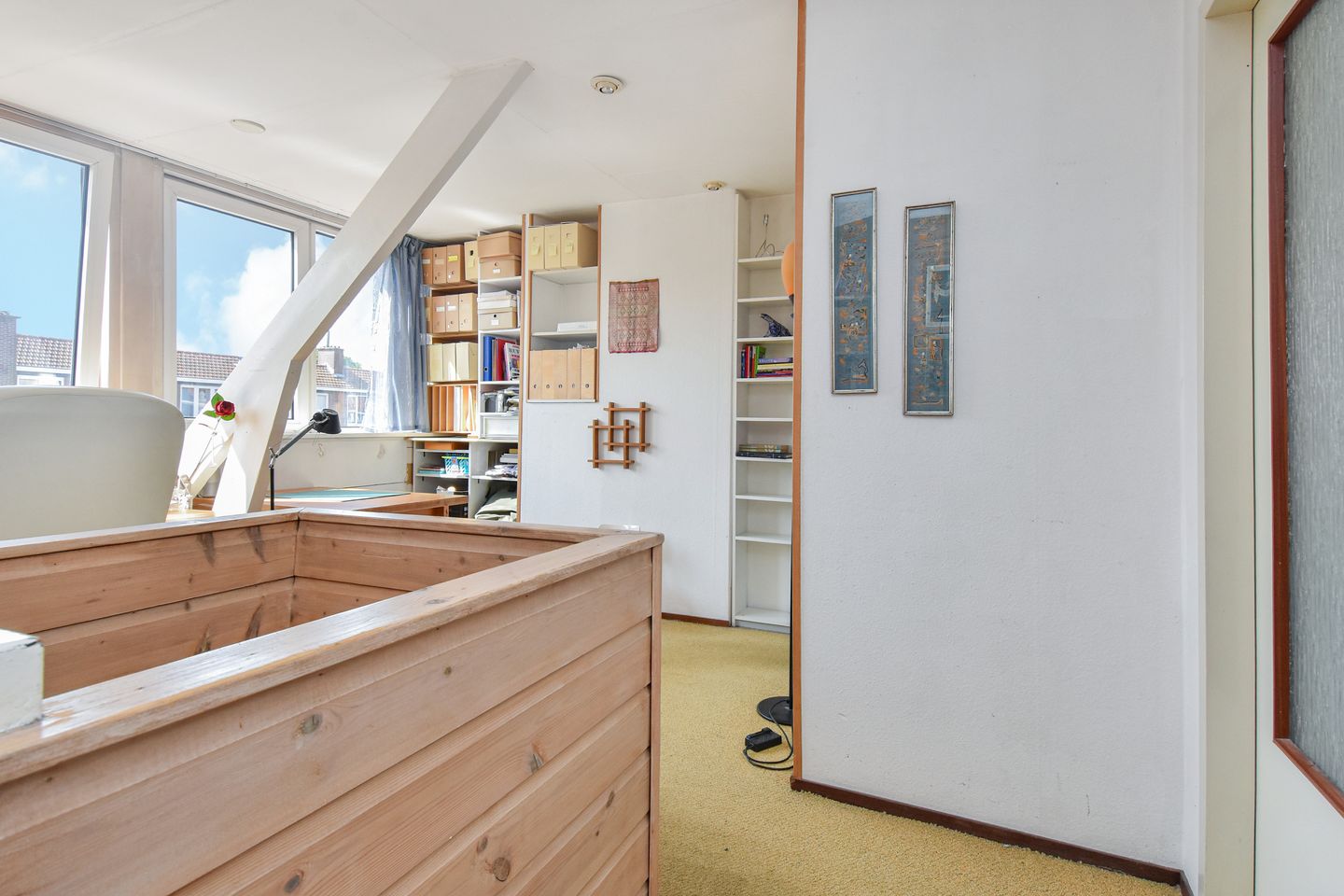 Photo 44 of Riënzistraat 10