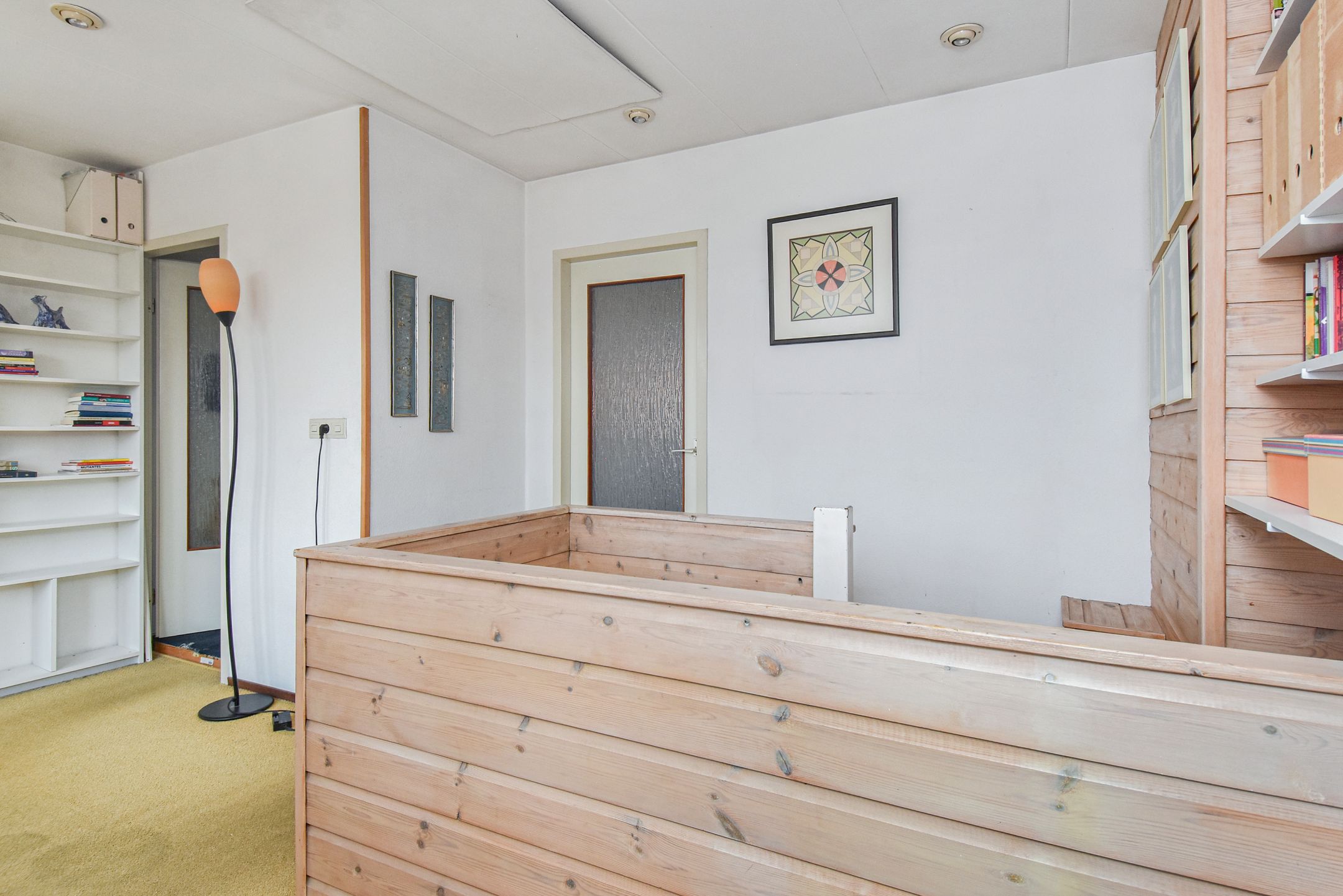 Photo 48 of Riënzistraat 10