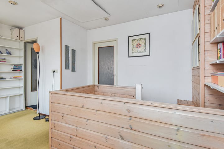 Foto 48 van Riënzistraat 10