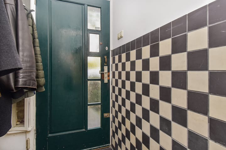 Foto 54 van Riënzistraat 10