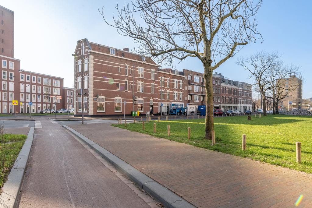 Foto 1 van Veerlaan 8-A