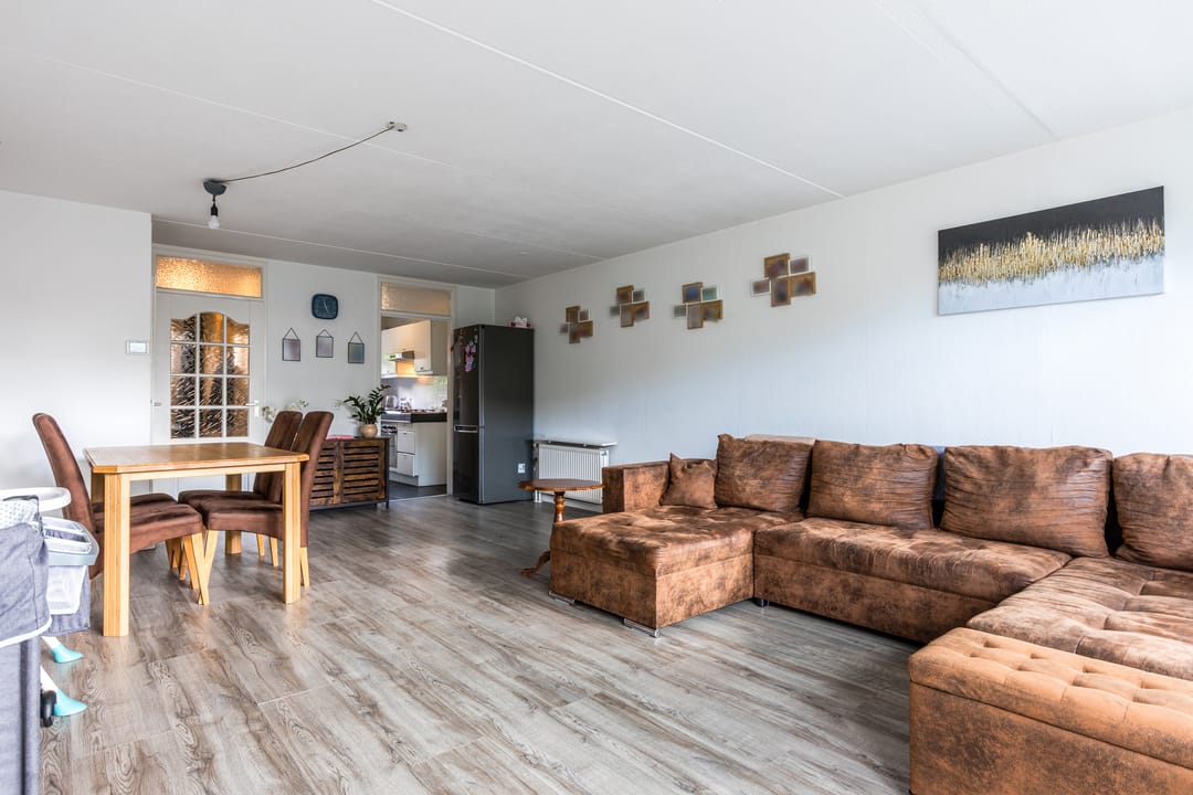 Foto 7 van Weegbree 59