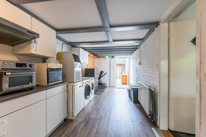 Photo 12 of Weegbree 59