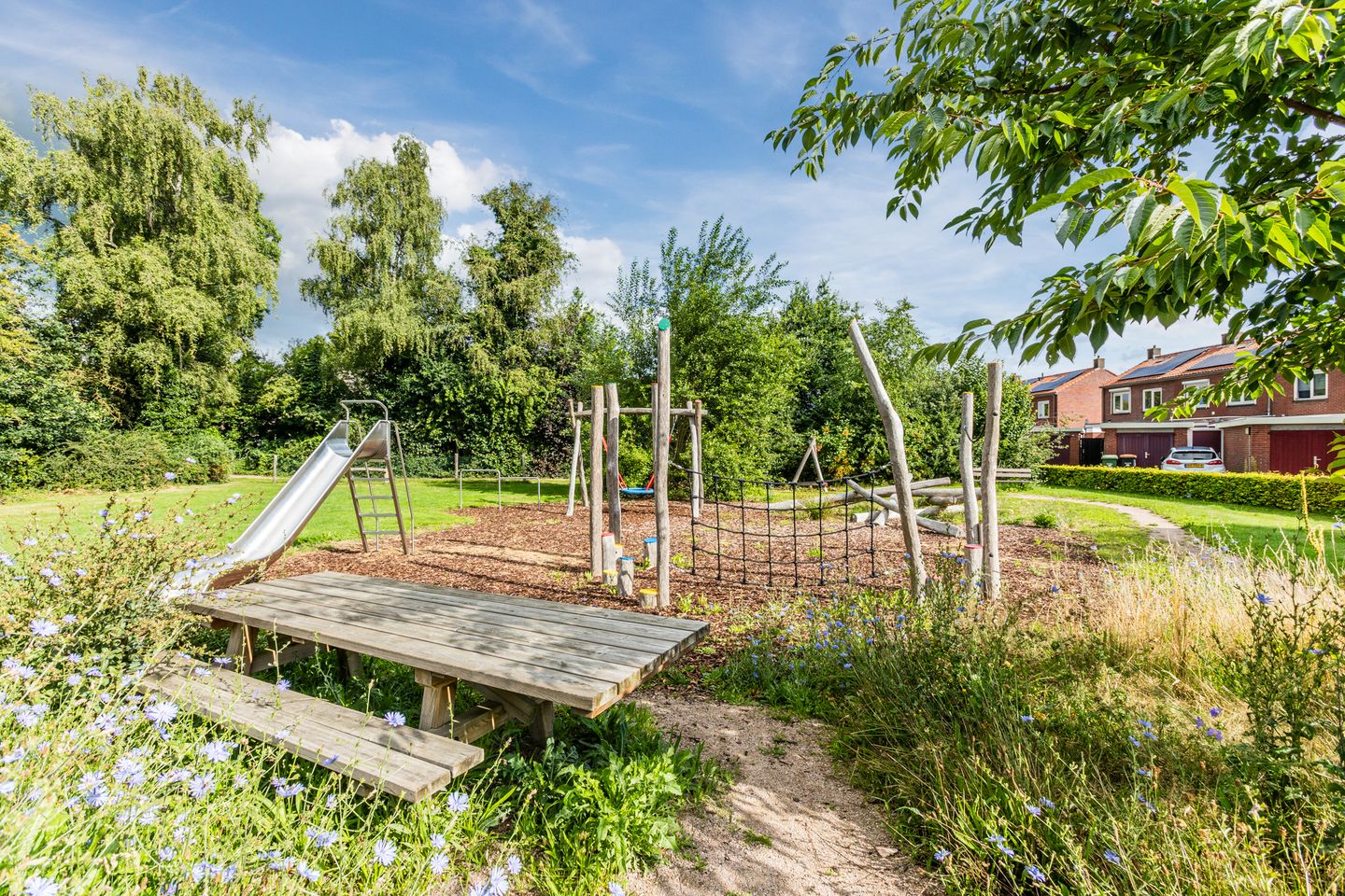 Foto 34 van Weegbree 59