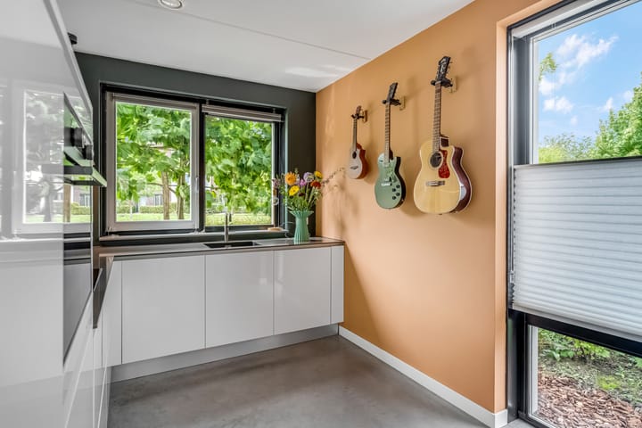 Foto 15 van Barbarastraat 42