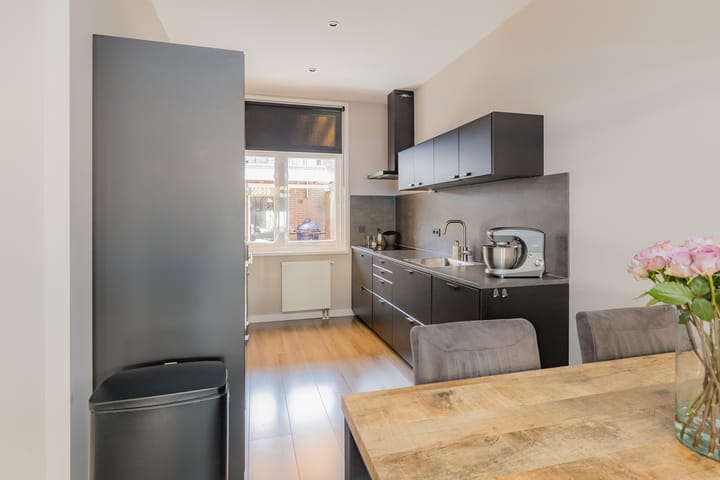 Foto 14 van Bakkerstraat 10