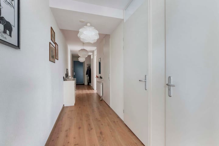 Photo 10 of Roojan 10