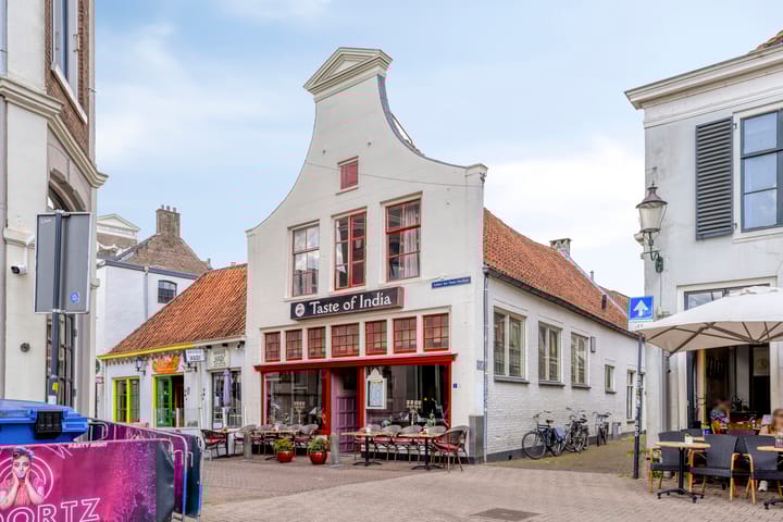 Achter het Oude Stadhuis 1