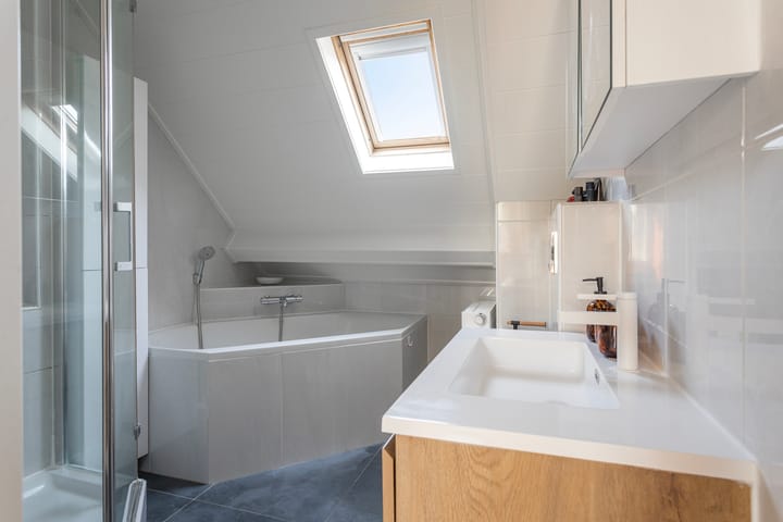 Foto 27 van Dovenetelstraat 30