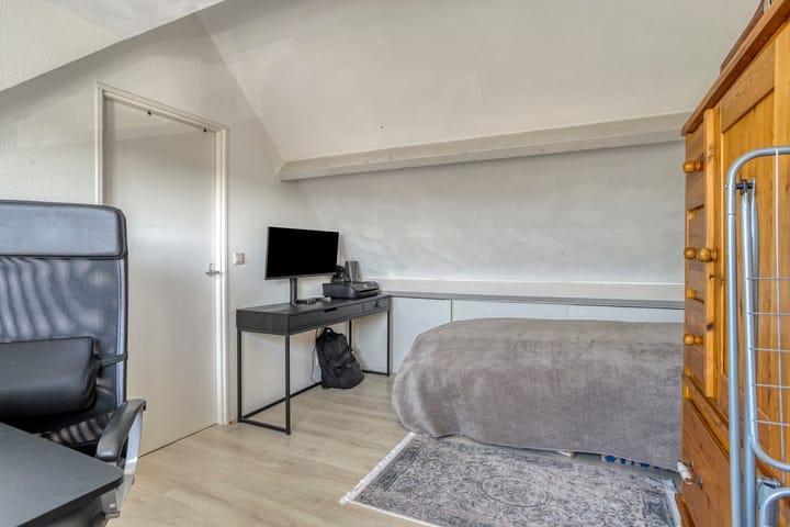 Foto 32 van Dovenetelstraat 30