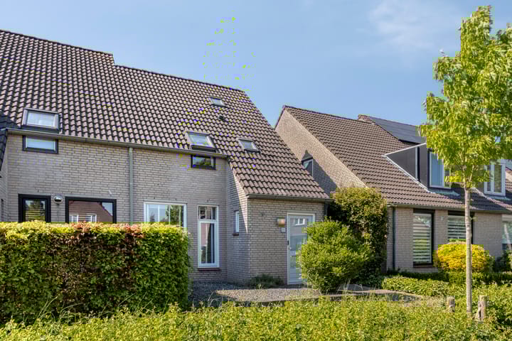 Foto 42 van Dovenetelstraat 30