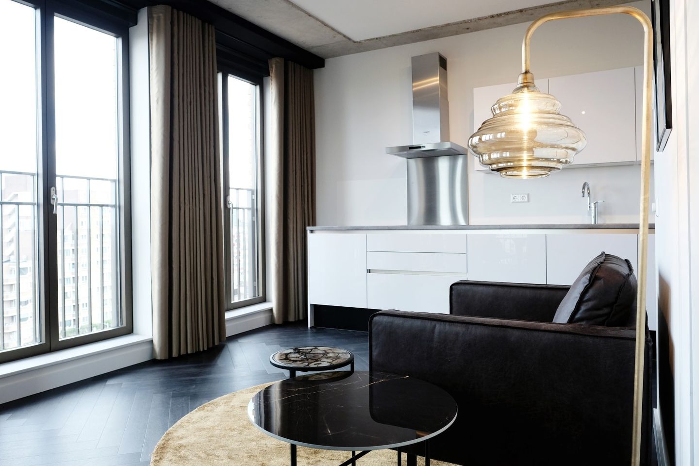 Foto 1 van Van Vollenhovenstraat 3-713