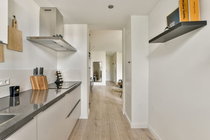 Foto 6 van Van Oldenbarneveldtstraat 58-3