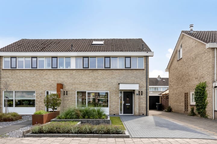 Foto 5 van Bachstraat 19