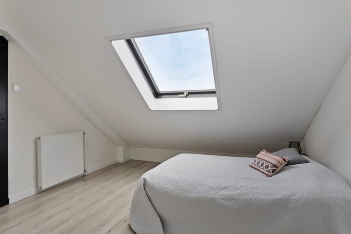 Photo 30 of Bachstraat 19