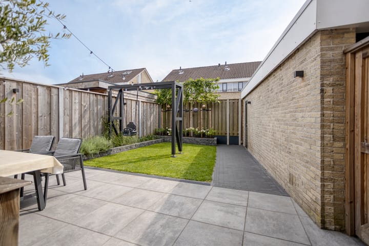 Photo 33 of Bachstraat 19