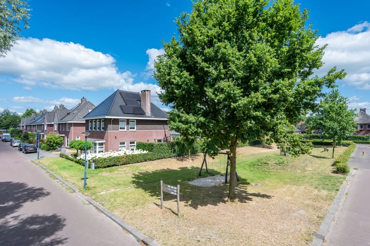 Foto 9 van Clovishof 18